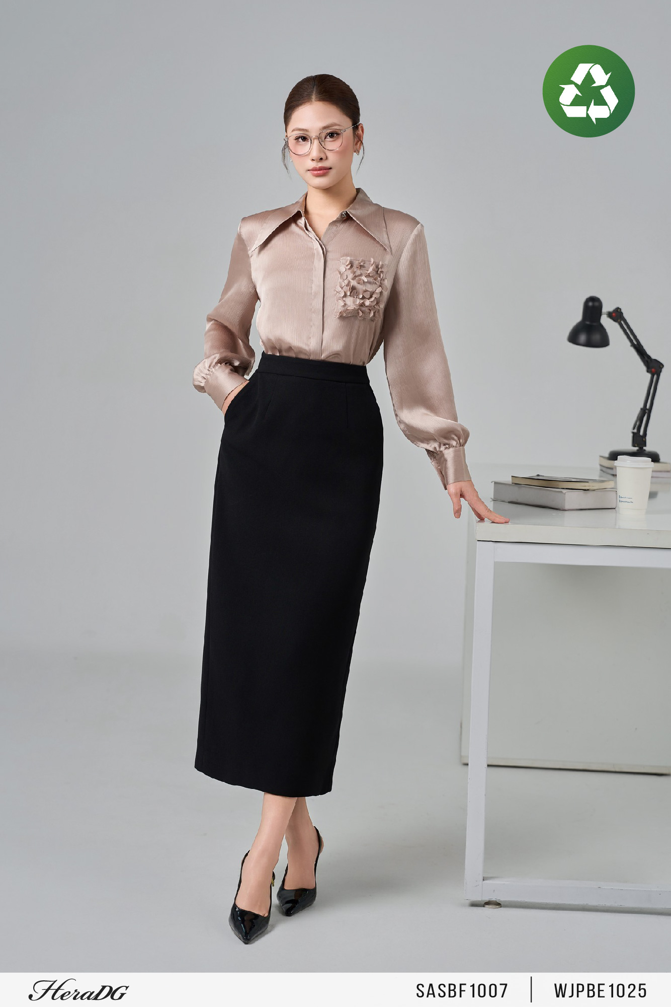 Ảnh của Áo sơ mi cổ đức, túi đính hoa